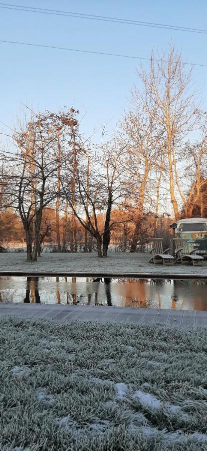 B & B Victors Hof, Met Zwemvijver In Landelijke Setting Lievegem 외부 사진