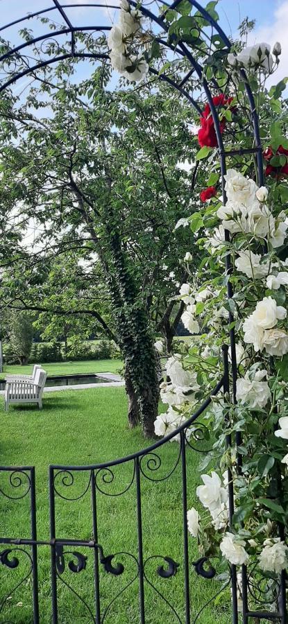 B & B Victors Hof, Met Zwemvijver In Landelijke Setting Lievegem 외부 사진