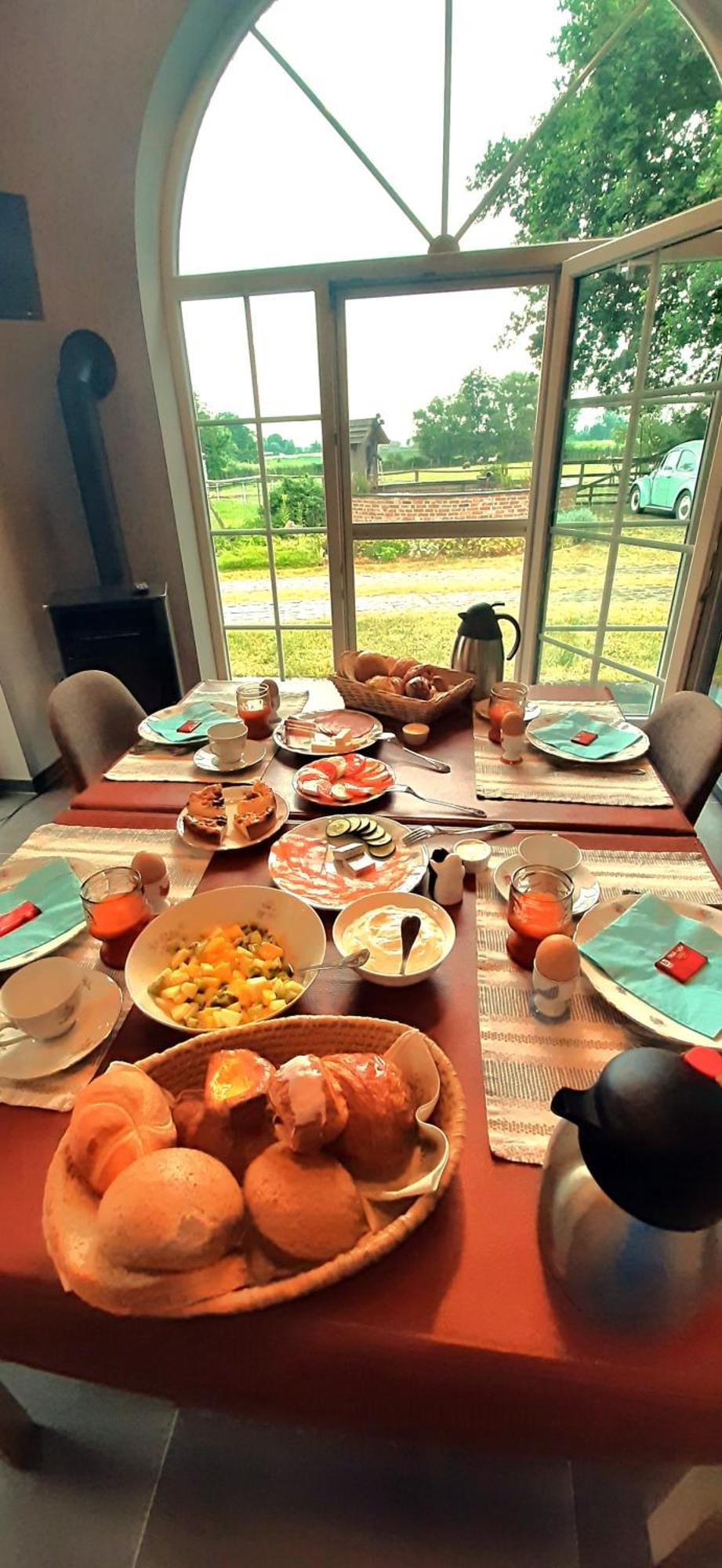 B & B Victors Hof, Met Zwemvijver In Landelijke Setting Lievegem 외부 사진